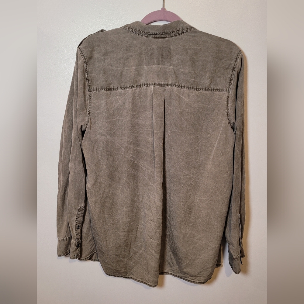 Express Boyfriend Shacket Button Down Size Large - image 7